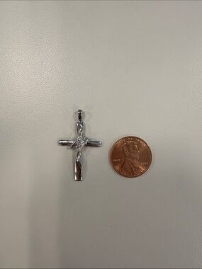 Sterling Silver Cross Pendant with Diamond Accent